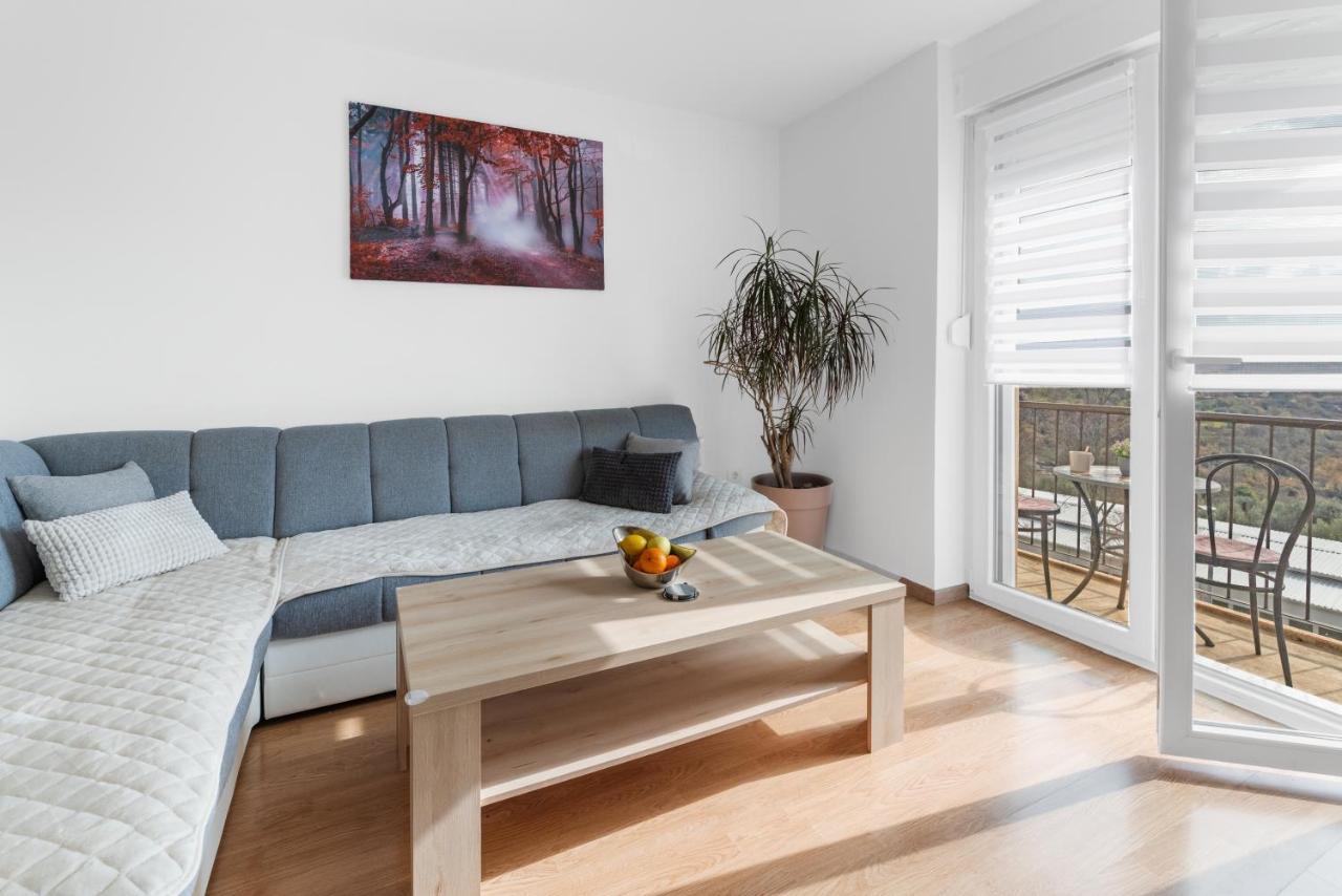 Apartment Mdm ブイェ エクステリア 写真